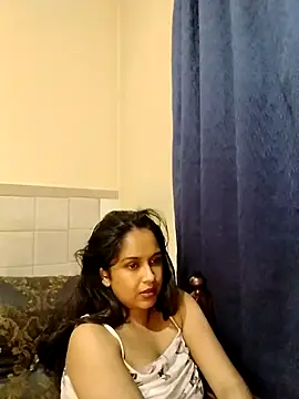cute indianxo online show from April 3, 8:51 pm