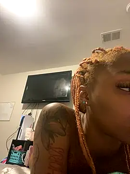 zanaaluvv online show from September 26, 1:58 am