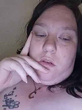 Feuchtekitty92xh online show from October 13, 5:15 pm