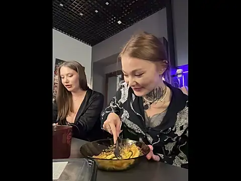 AriWild online show from March 28, 8:47 am