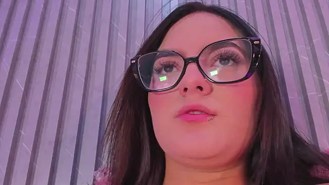 SOPHICOLLINS online show from March 3, 11:38 am