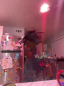 XKimmyGreen online show from April 3, 5:16 am