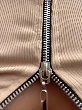 haally-mll online show from March 6, 5:52 pm