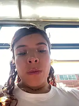 haally-mll online show from February 9, 3:36 pm