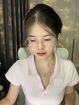 Qianqian-888 online show from September 28, 8:19 am