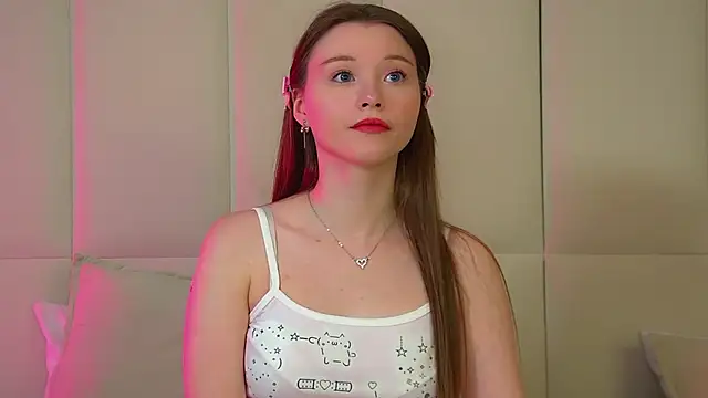 KeiraAsti online show from March 23, 6:03 pm