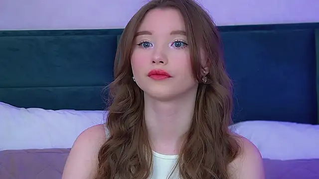KeiraAsti online show from June 7, 6:20 am