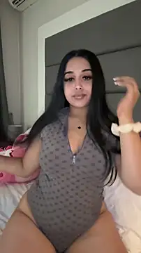 LilMisIndianx online show from March 13, 2:29 pm
