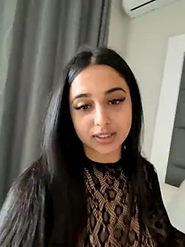 Snapshot of LilMisIndianx chatting on September 29, 7:57 am LilMisIndianx online show from September 29, 7:57 am
