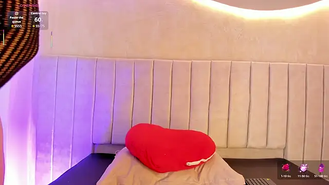 aisha duque online show from May 28, 8:07 pm