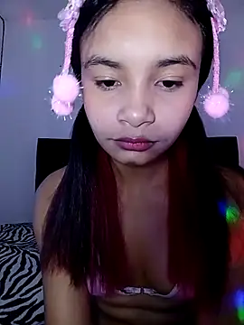 liz7skinny online show from April 16, 9:25 pm