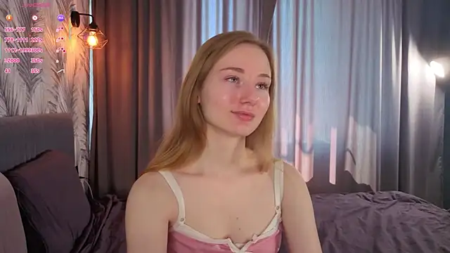 ElvinaRose online show from June 18, 7:43 am