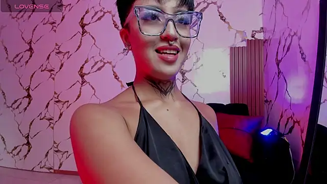 Snapshot of Rebeka-baker chatting on October 14, 12:08 pm Rebeka-baker online show from October 14, 12:08 pm