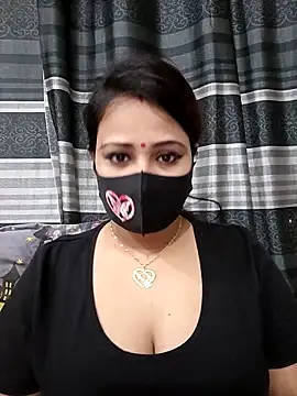 Mow 955 online show from November 9, 6:15 pm