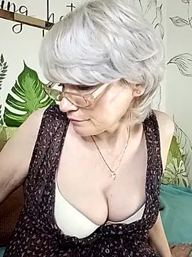 Catty Lady online show from March 21, 7:41 pm