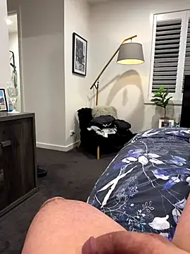 Reacher110565 online show from October 4, 12:55 pm