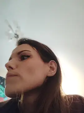 Angie meow online show from April 7, 8:00 pm