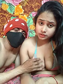 Seducing couple online show from January 14, 9:03 am