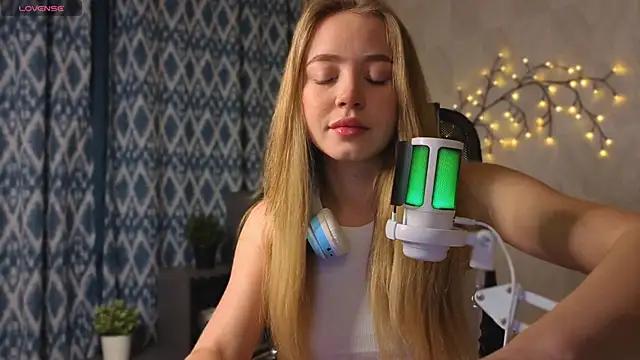 Anna mileer online show from December 2, 1:29 am