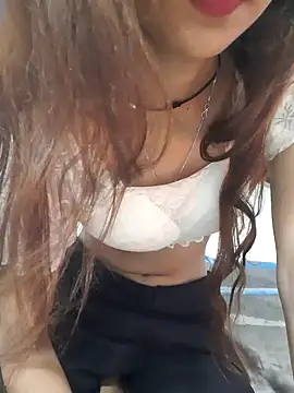 Mahira568 online show from December 16, 8:58 pm