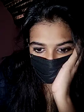 Snapshot of umairahaasan_1 chatting on September 25, 9:52 am umairahaasan 1 online show from September 25, 9:52 am