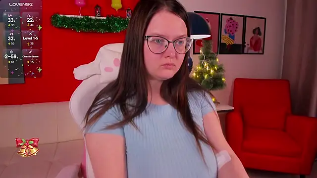 HelenDanvers online show from January 11, 10:09 am