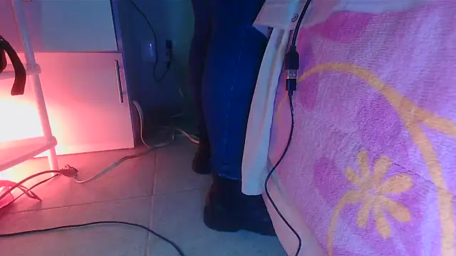 SatiroyNinfa online show from April 6, 10:22 pm