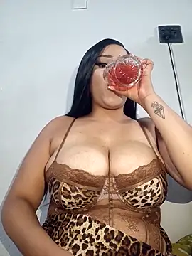 MadamPinky online show from February 16, 7:36 pm