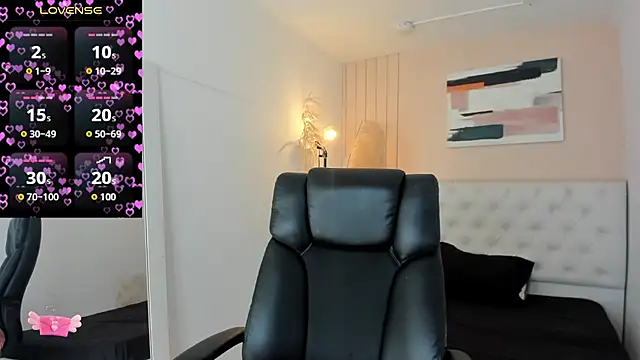 BarbieGirl xx online show from November 11, 7:55 pm