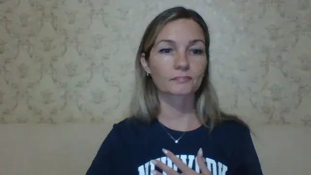 sweetriki online show from November 18, 6:53 pm