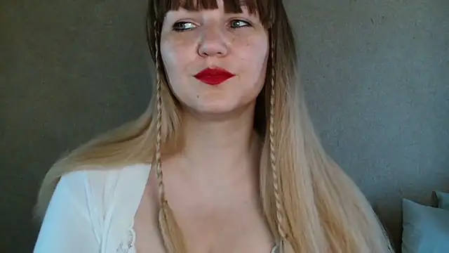 Miaxfox online show from September 11, 5:30 am