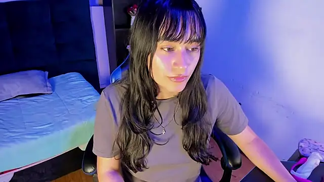 Snapshot of Dhaniela_Naugthy chatting on October 11, 9:06 pm Dhaniela Naugthy online show from October 11, 9:06 pm