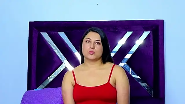 cuteeimy online show from January 6, 7:39 pm