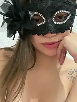 Snapshot of Margarethbaby chatting on October 30, 4:48 am Margarethbaby online show from October 30, 4:48 am