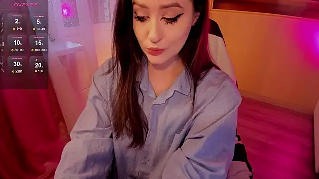 Sserendipityy online show from April 10, 4:46 pm