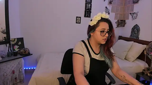 Snapshot of Cherry_blush_ chatting on October 20, 9:40 pm Cherry blush online show from October 20, 9:40 pm