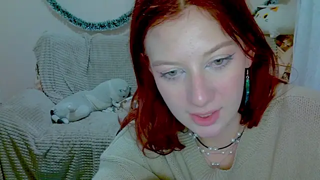 Lily Ember online show from January 5, 7:50 pm