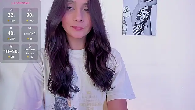 Snapshot of SamayRyann chatting on October 7, 1:15 pm SamayRyann online show from October 7, 1:15 pm