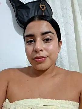 Snapshot of channell0 chatting on October 11, 6:51 am channell0 online show from October 11, 6:51 am