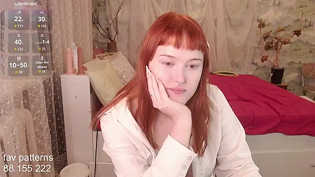 Snapshot of blissful_muse2 chatting on October 15, 3:58 pm blissful muse2 online show from October 15, 3:58 pm