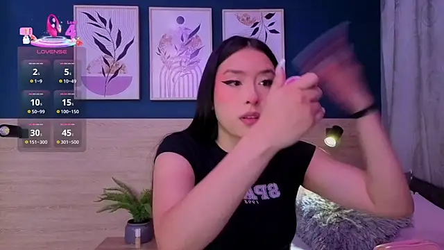 SarahMiler  online show from February 19, 11:54 am