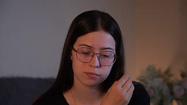 ywixos online show from September 14, 10:13 am