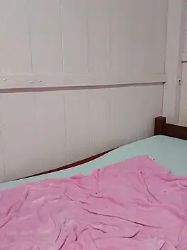 Luana sexy42 online show from February 22, 3:18 am