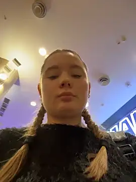 StephanieMur online show from November 25, 11:12 am