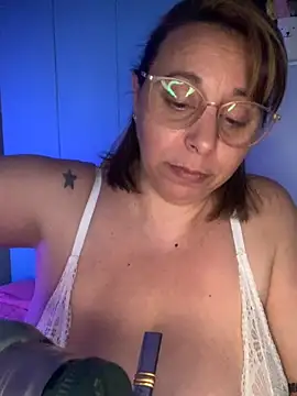 LupeLok online show from November 20, 7:48 pm