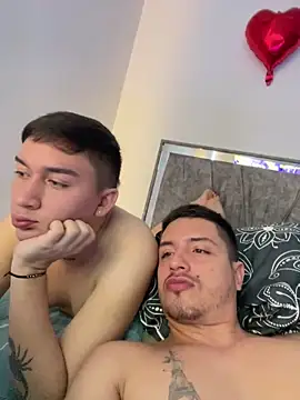 leosexboy  online show from March 3, 6:19 am