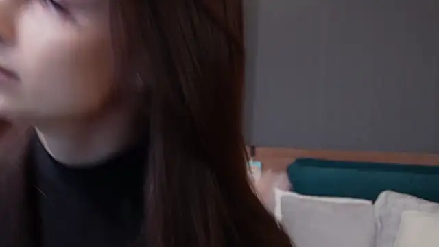 EmilyTrix online show from February 25, 9:08 am