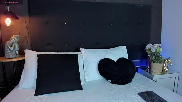 Rose Blossom online show from October 14, 4:37 am