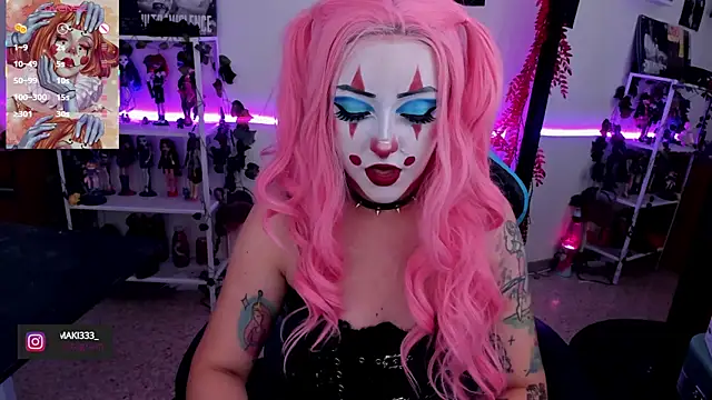 Snapshot of Makii_33 chatting on September 25, 10:07 pm Makii 33 online show from September 25, 10:07 pm