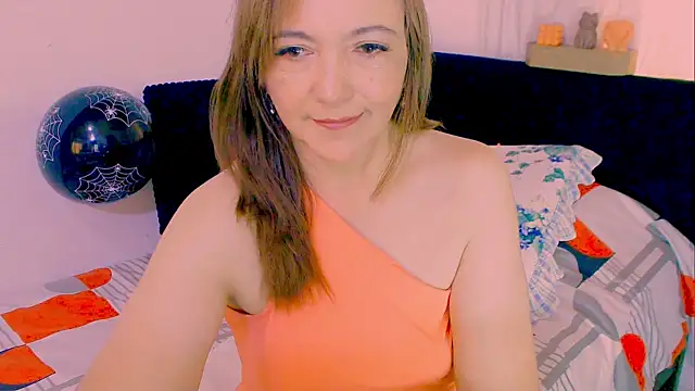 Kendraline1 online show from October 29, 8:33 pm